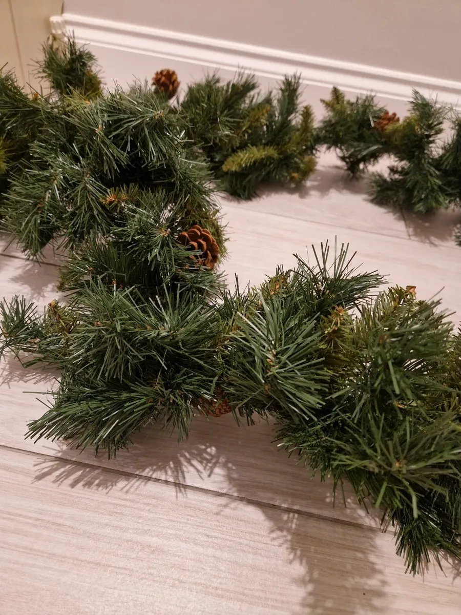 Christmas decorations - Image 3