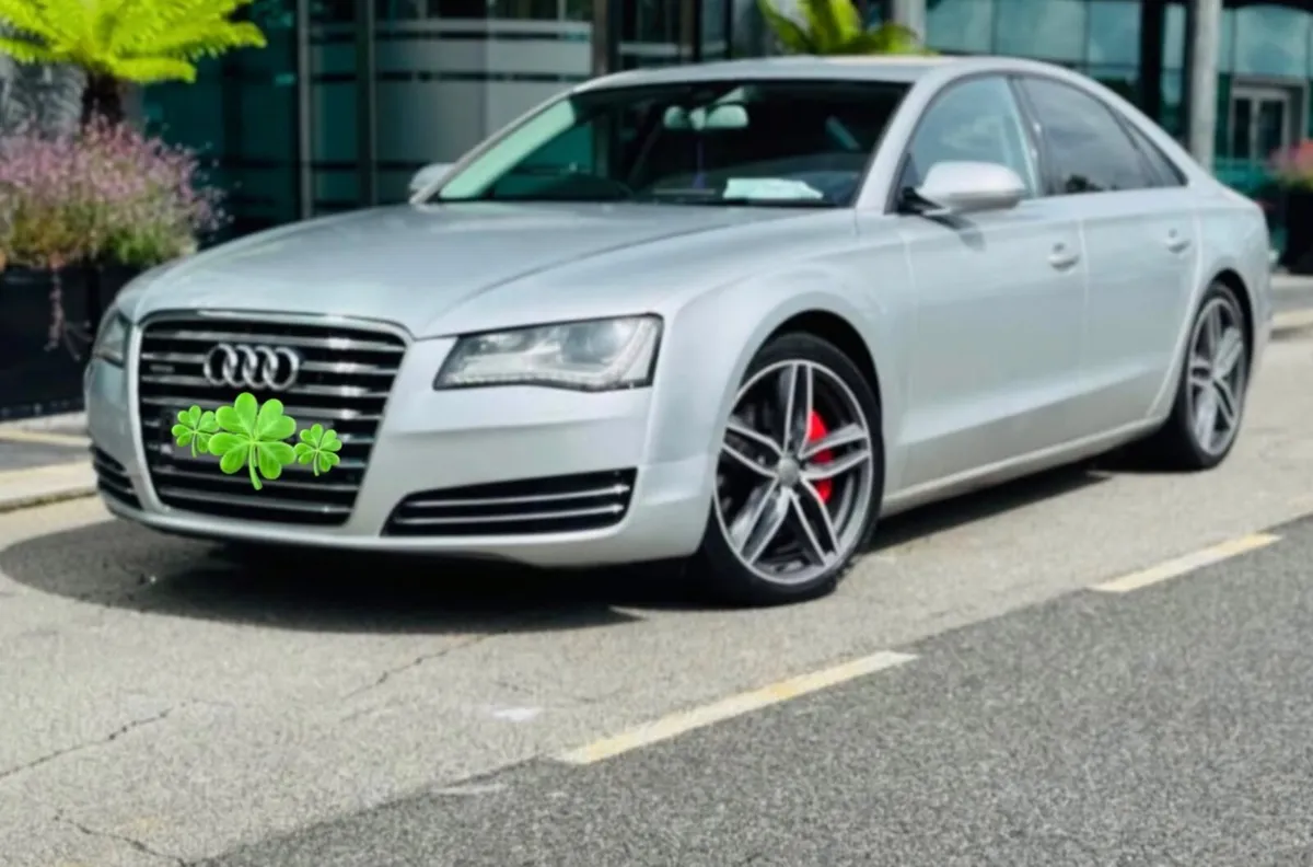 Audi A8 2011 - Image 1