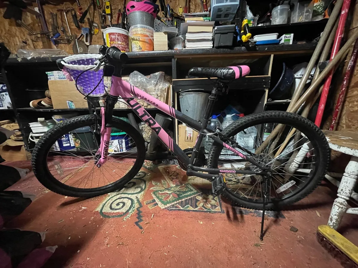 Girls ultra brand pink bike - Image 1