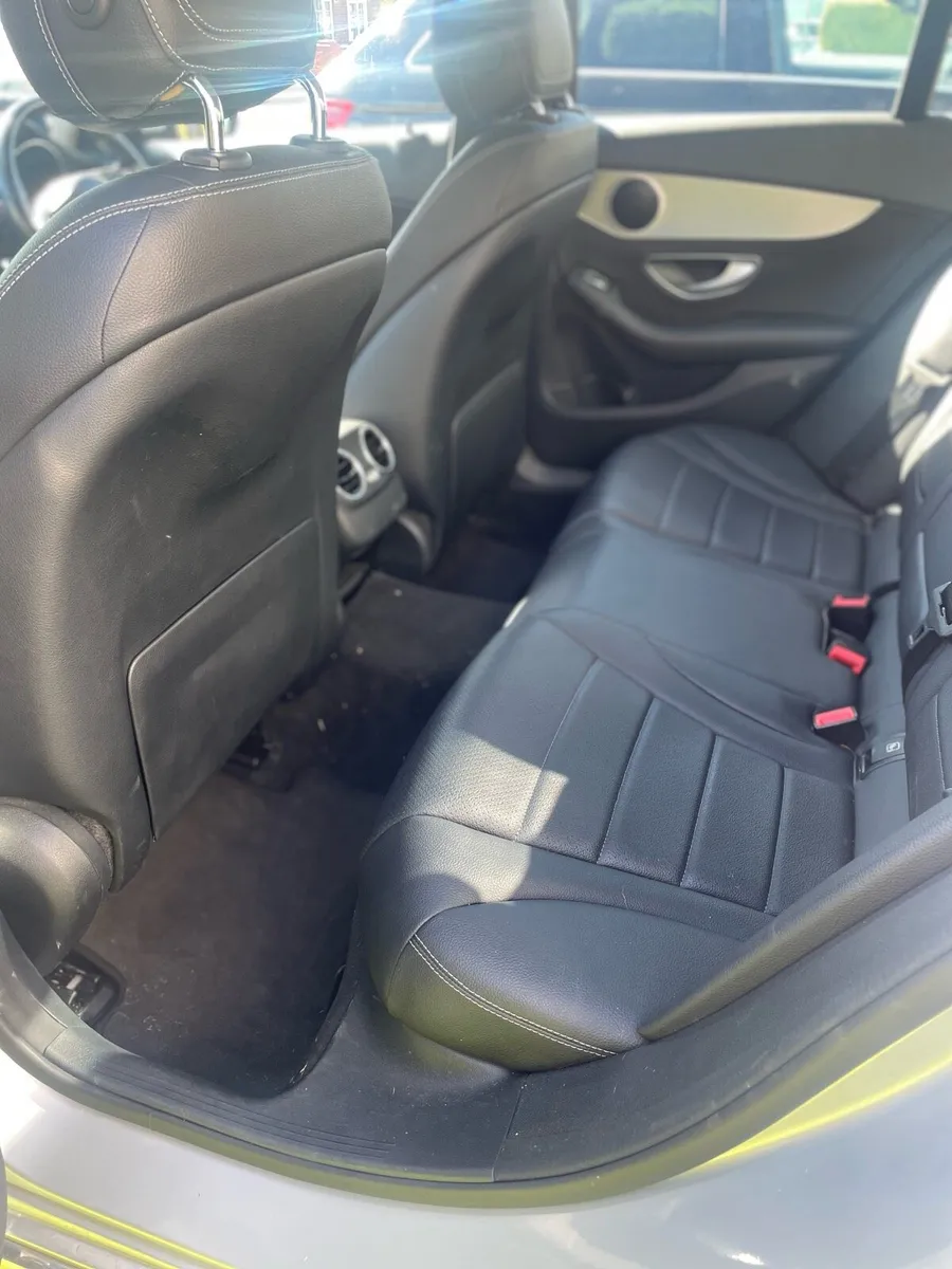 Mercedes C350e Sport - Image 4