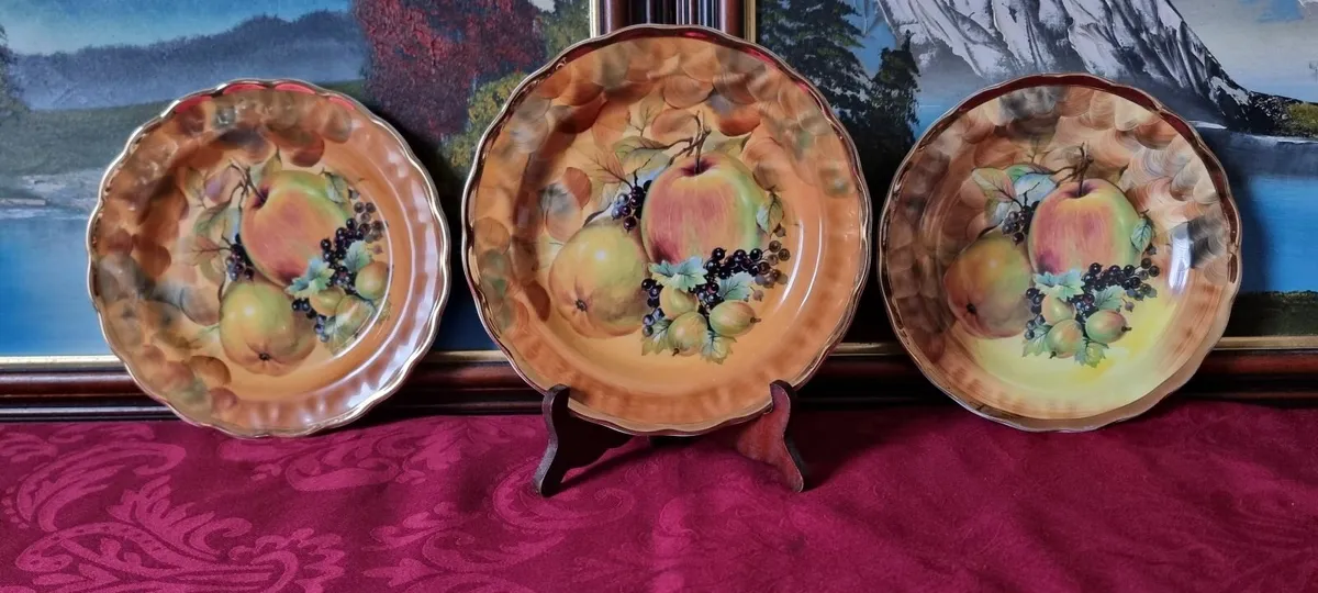3Pc. Hose St. Pottery England Orchard Gold Plates - Image 3