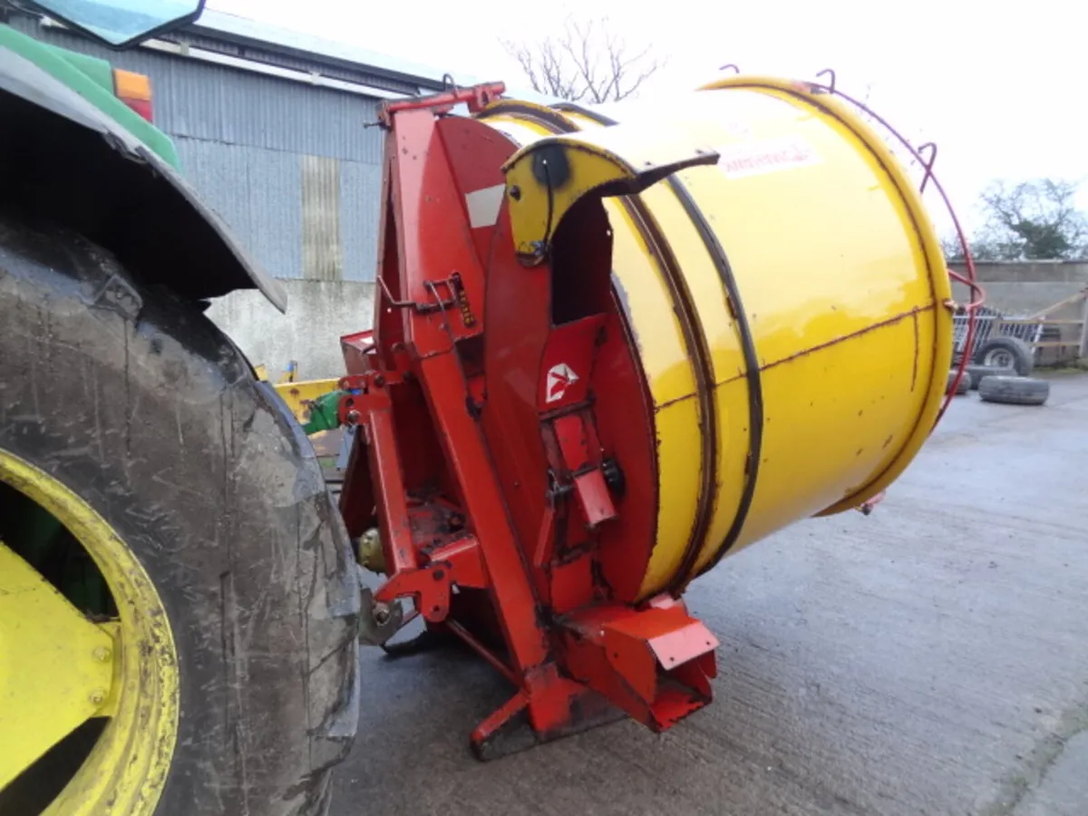 Teagle Tomahawk 5050 Straw/Silage Round Bale Shred - Image 4