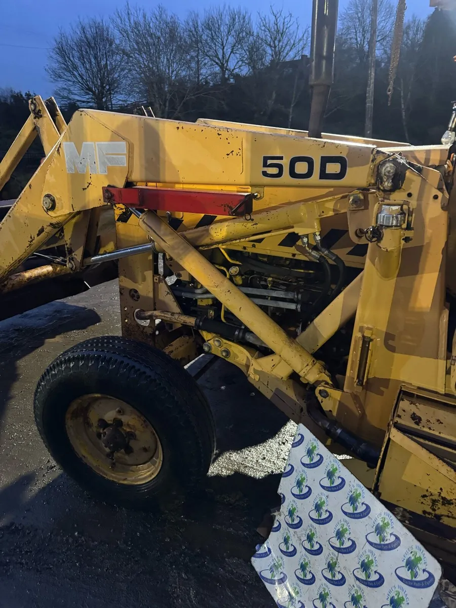 Massey Ferguson 50D & Buckets - Image 3