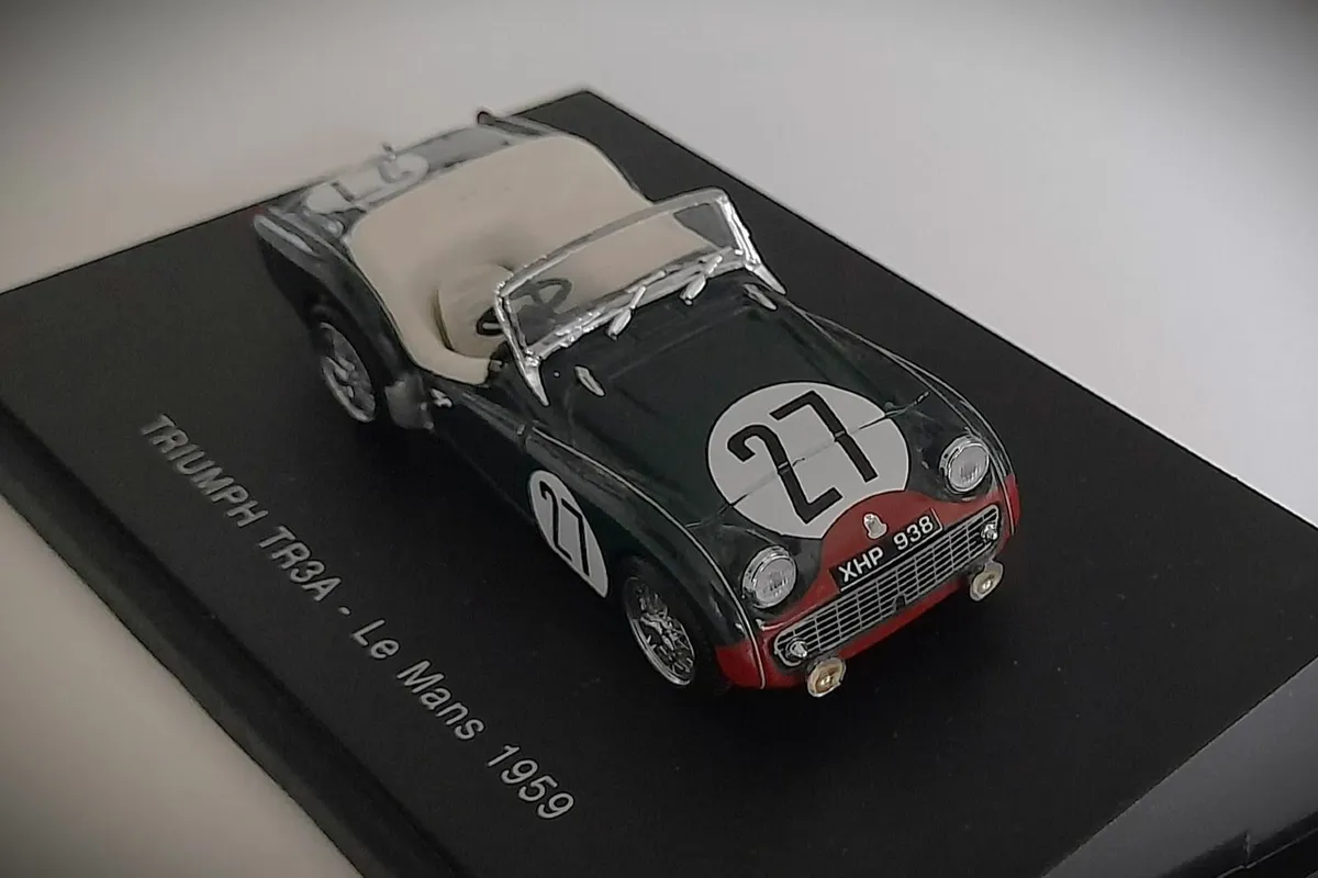 Collectible Diecast Model 1:43-Triumph TR3S LeMans - Image 1