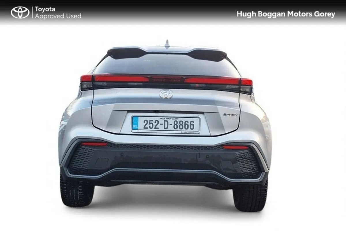 Toyota C-HR C-HR PHEV SPORT - Image 4