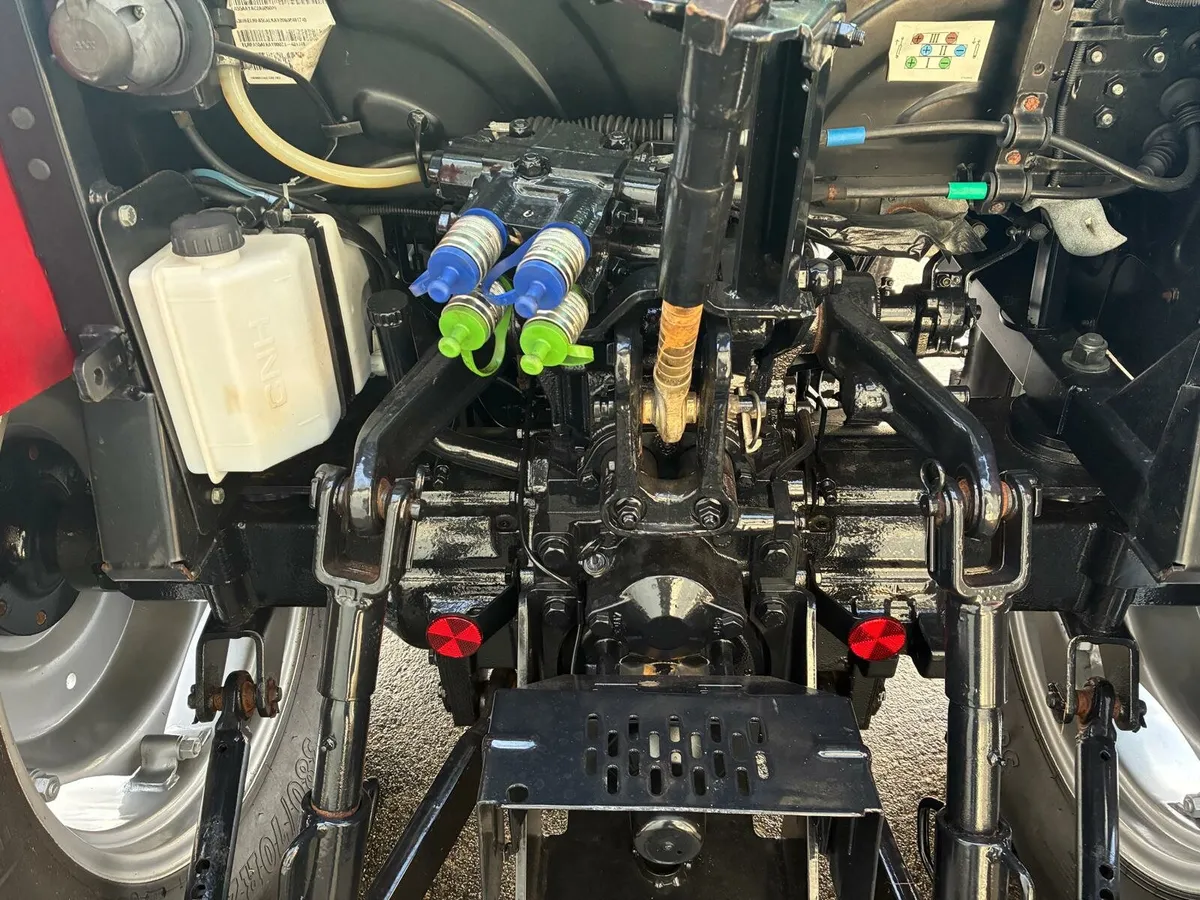 CASE Tractor - Image 4