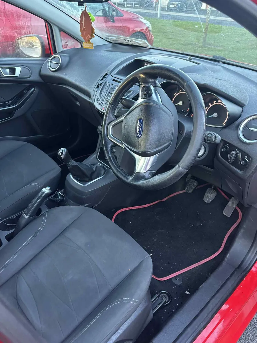 Ford Fiesta - Image 2