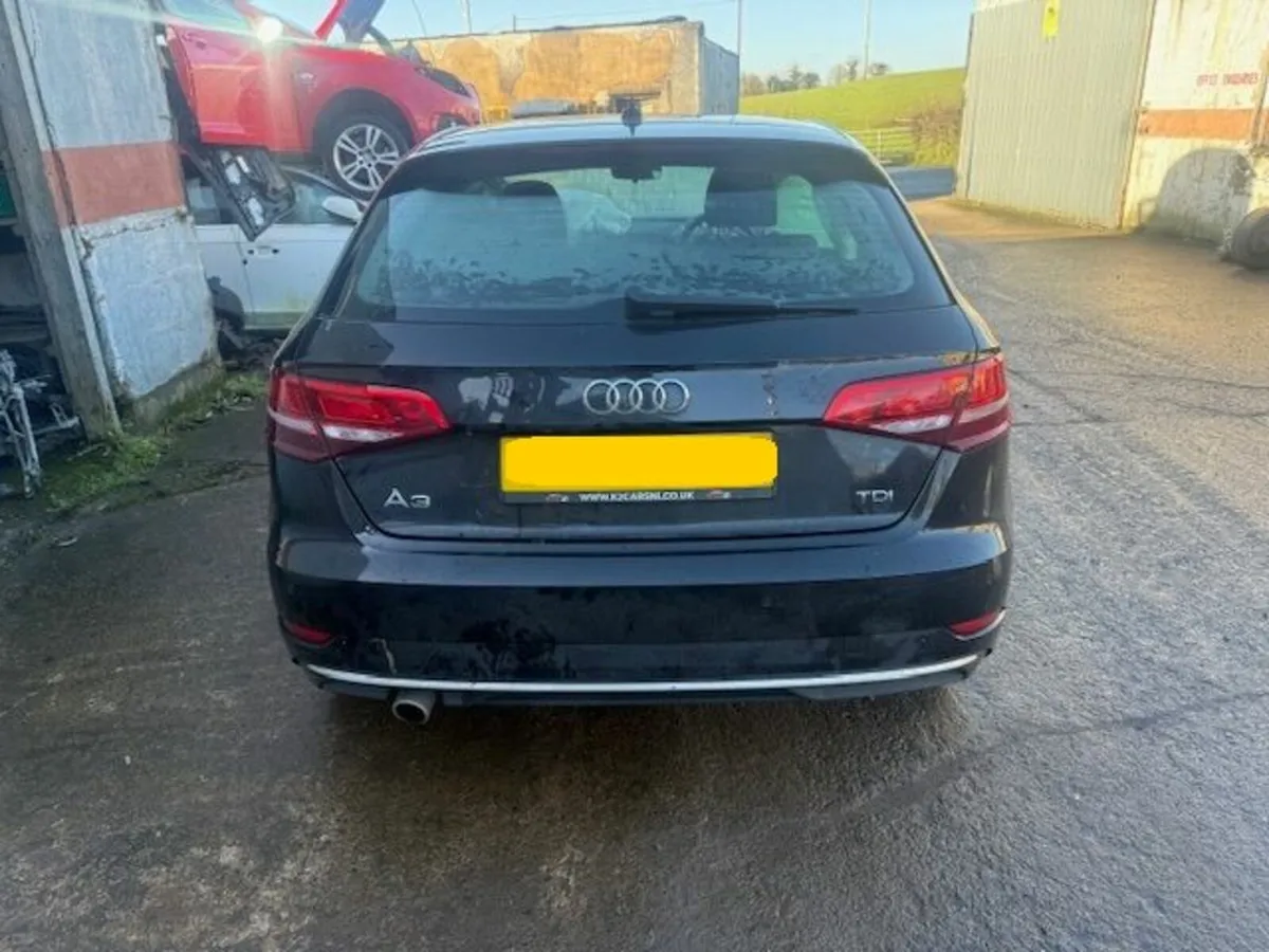 2017 AUDI A3 1.6L-D - Image 1