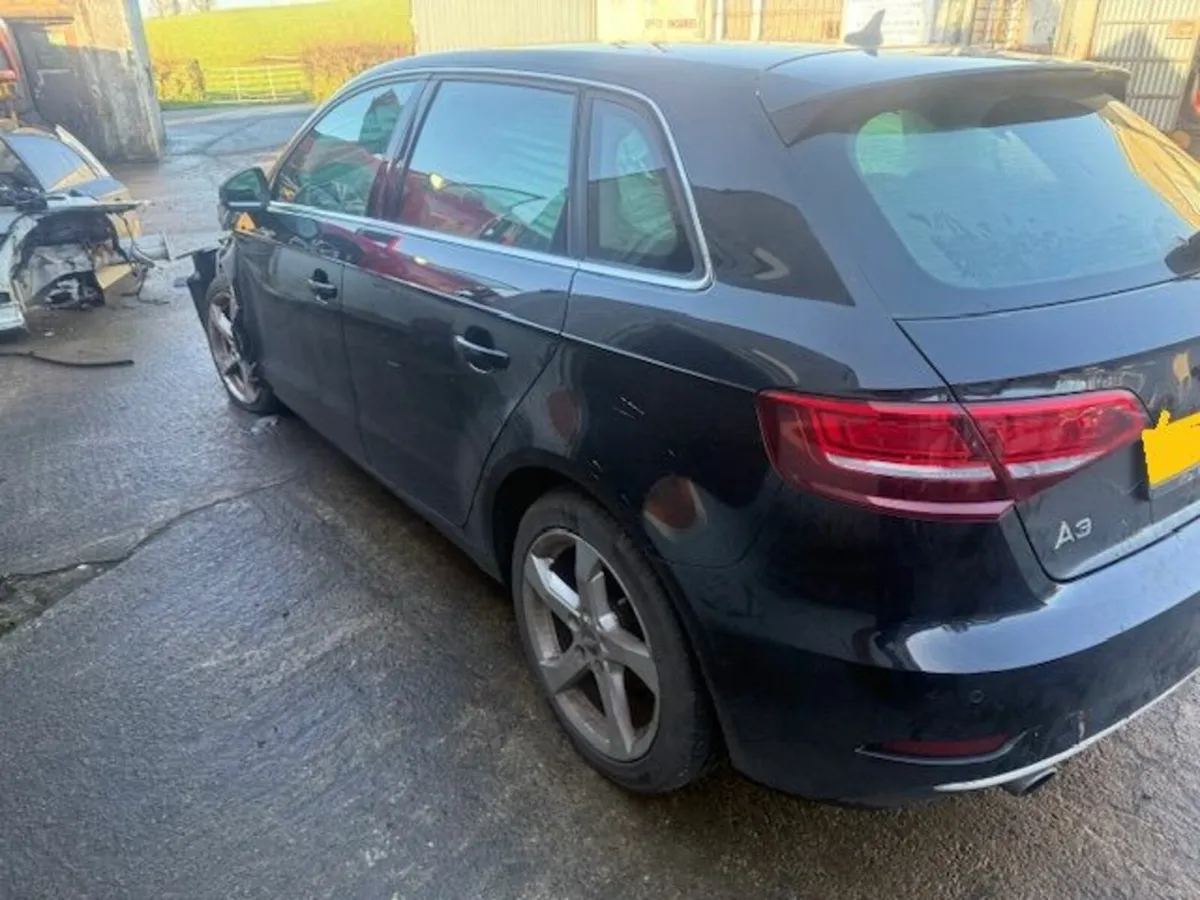 2017 AUDI A3 1.6L-D - Image 3