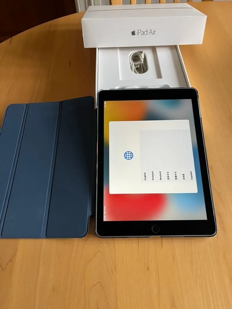 Apple Ipad Air 2 - Image 2