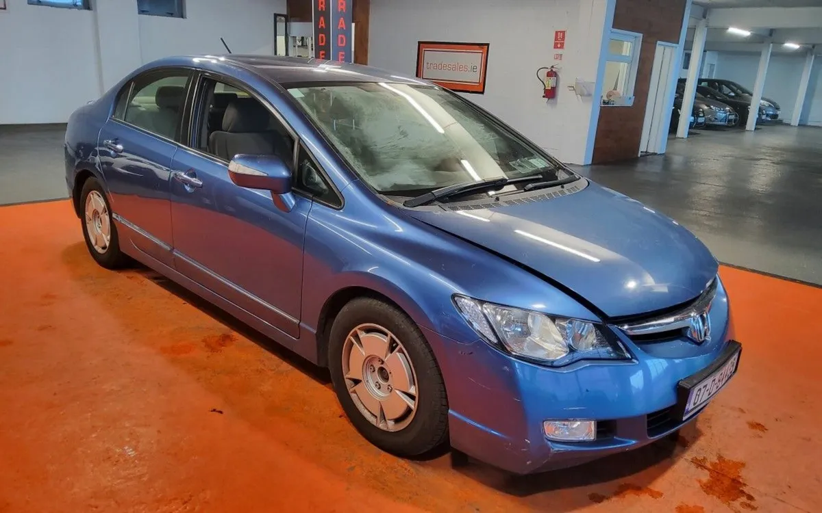 Honda Civic Civic Hybrid - Image 1