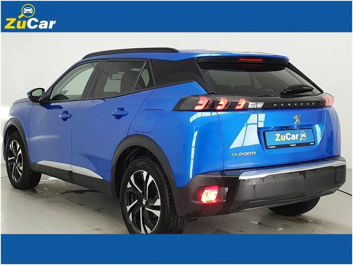 Peugeot 2008 Electric 136bhp (50 kWh) Allure - Image 4