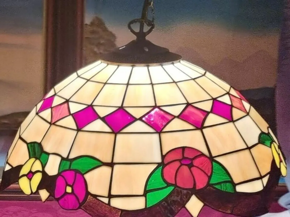 Tiffany Style Ceiling Pendant Lamp 18" Wide Shade - Image 1