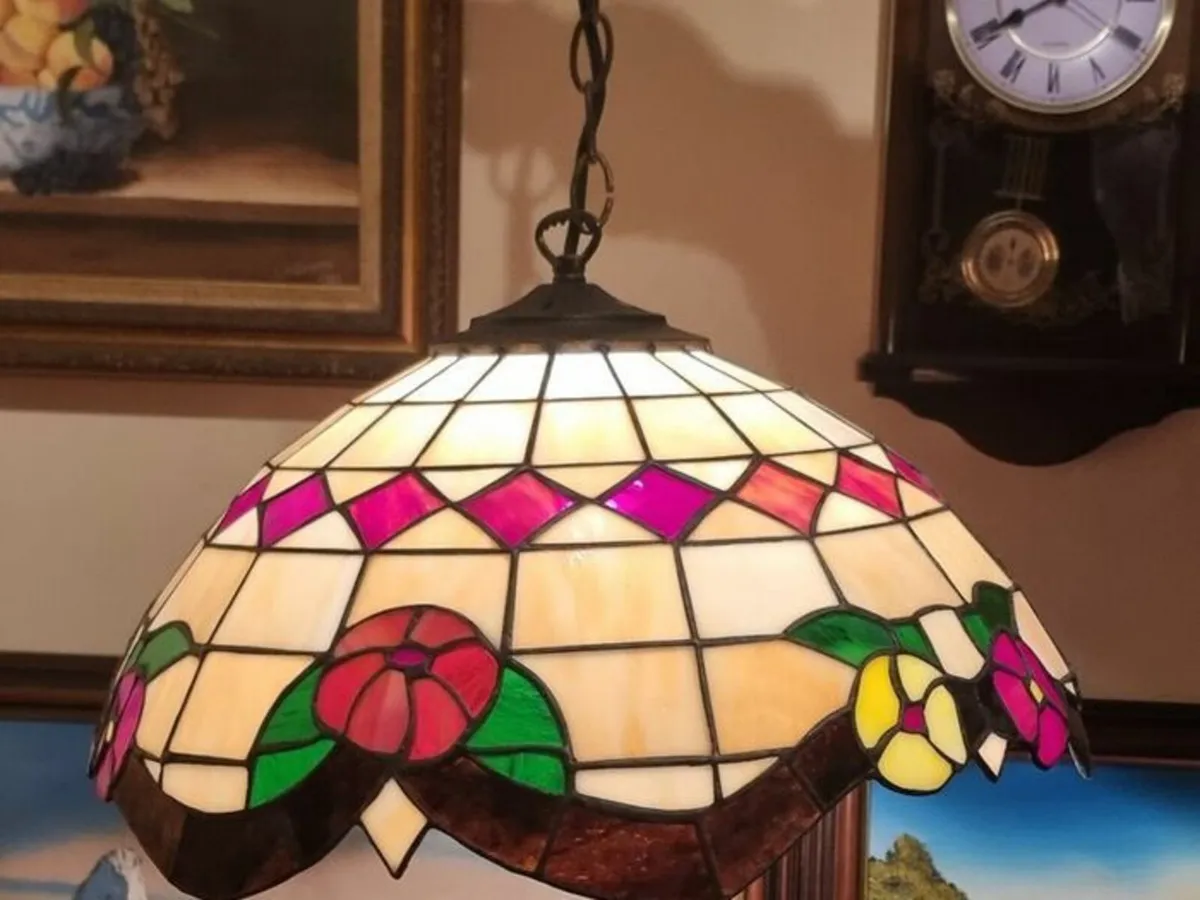 Tiffany Style Ceiling Pendant Lamp 18" Wide Shade - Image 3
