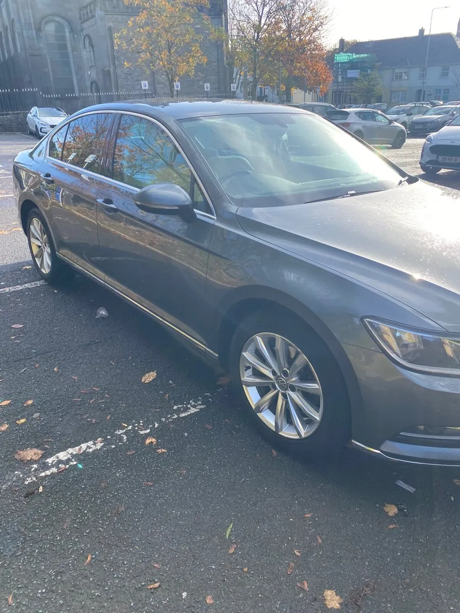Volkswagen Passat 2015 - Image 4
