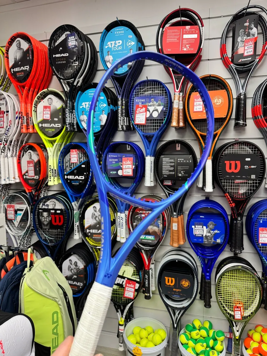 Yonex Ezone 98 - Image 1