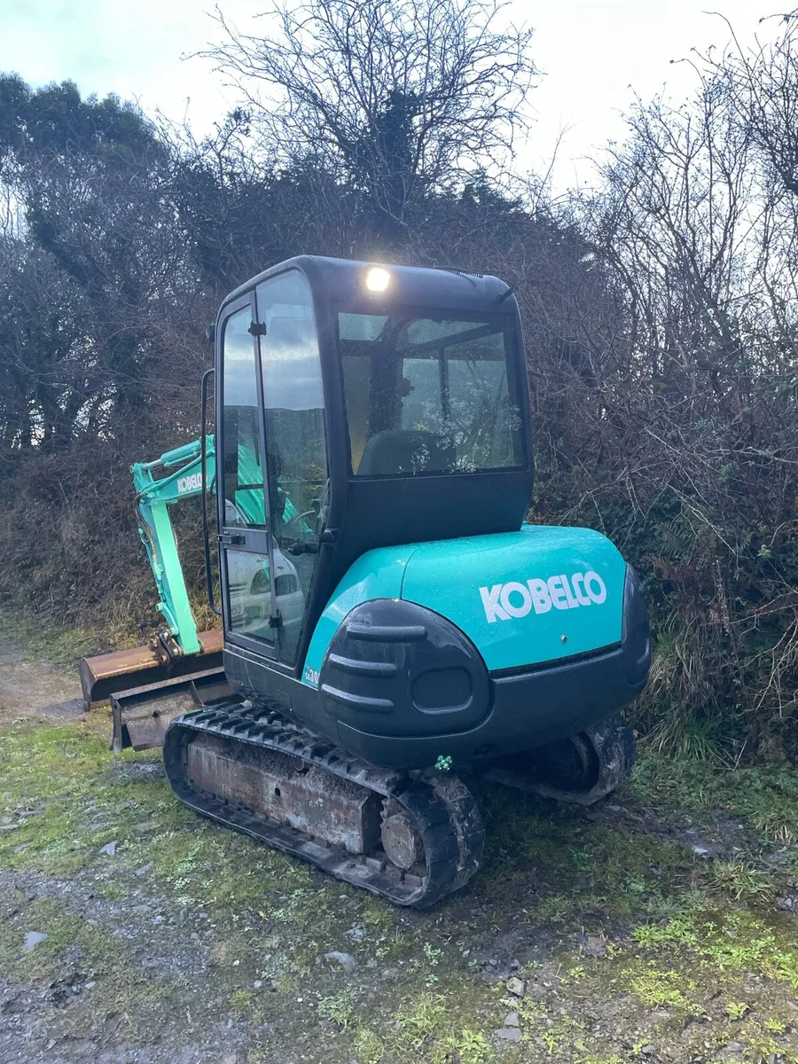 Mini exavator - Image 2