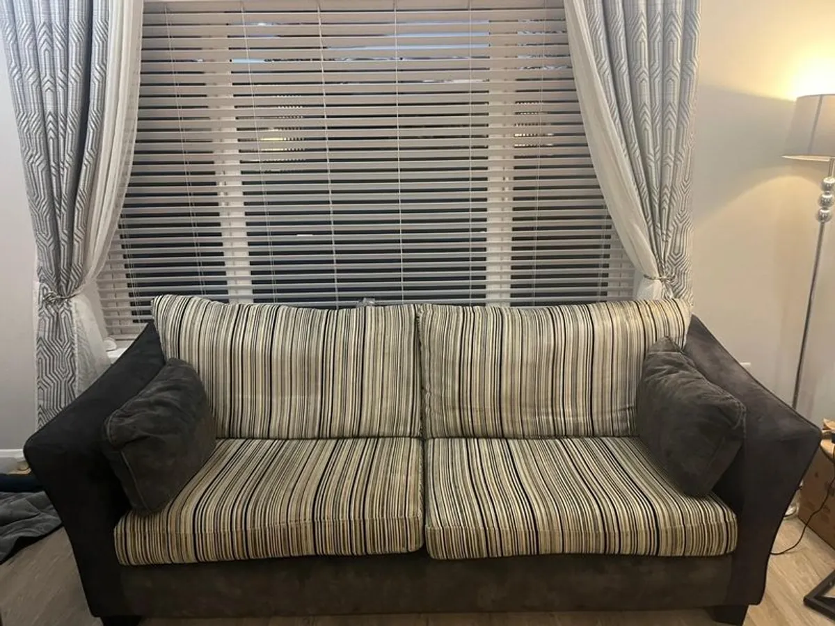 3 piece suite - Image 1