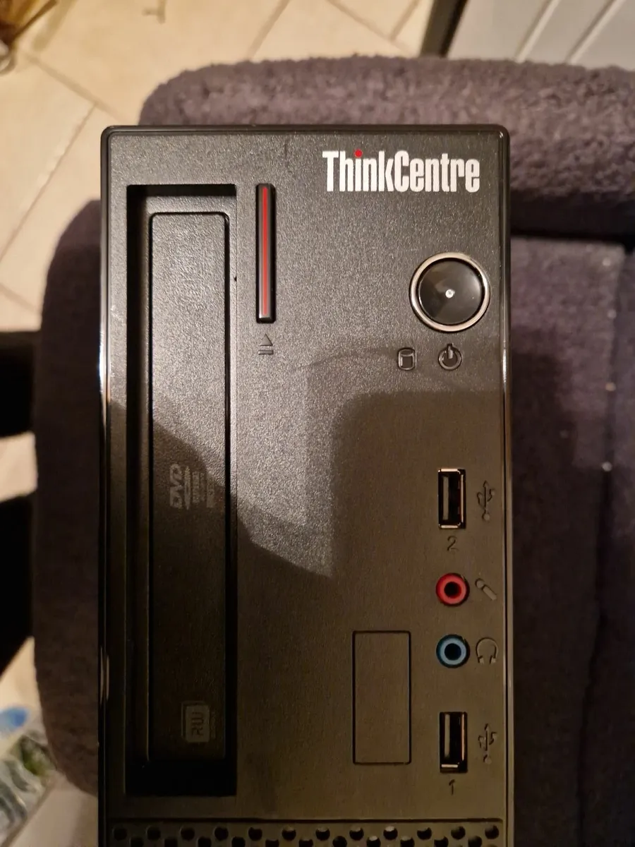 Lenovo ThinkCentre Desktop PC, Windows 7 Starter - Image 2