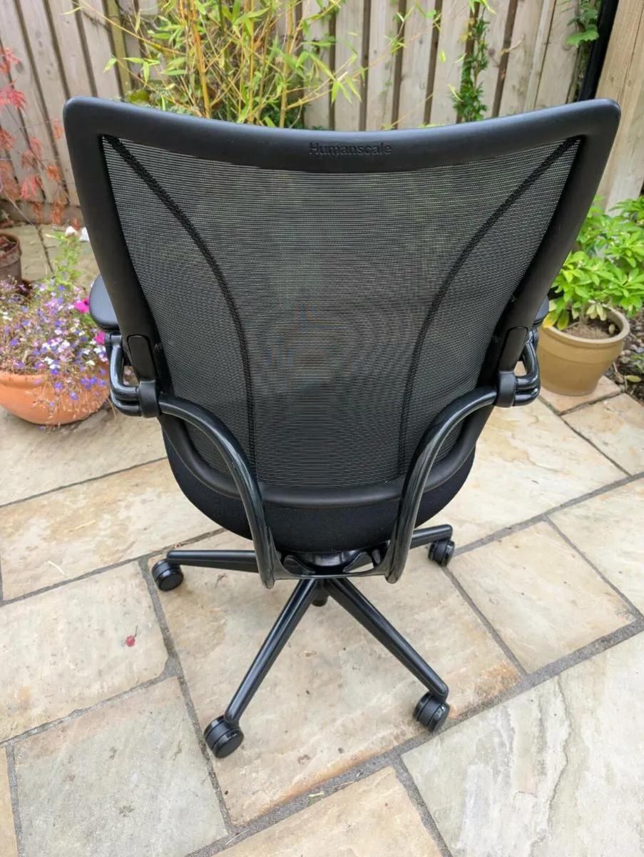 Ergonomic office chair - Image 2