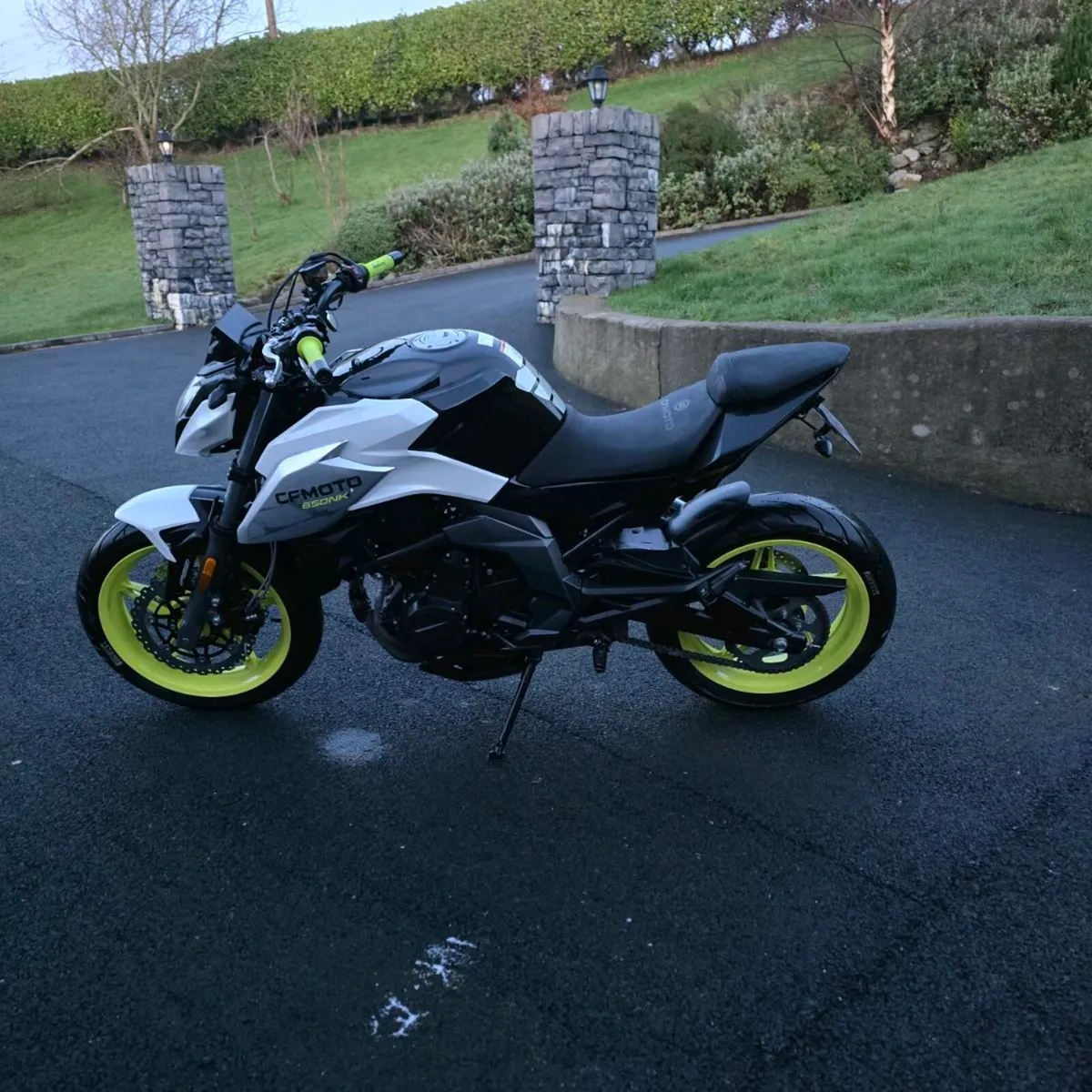 CFMOTO 650NK - Image 4