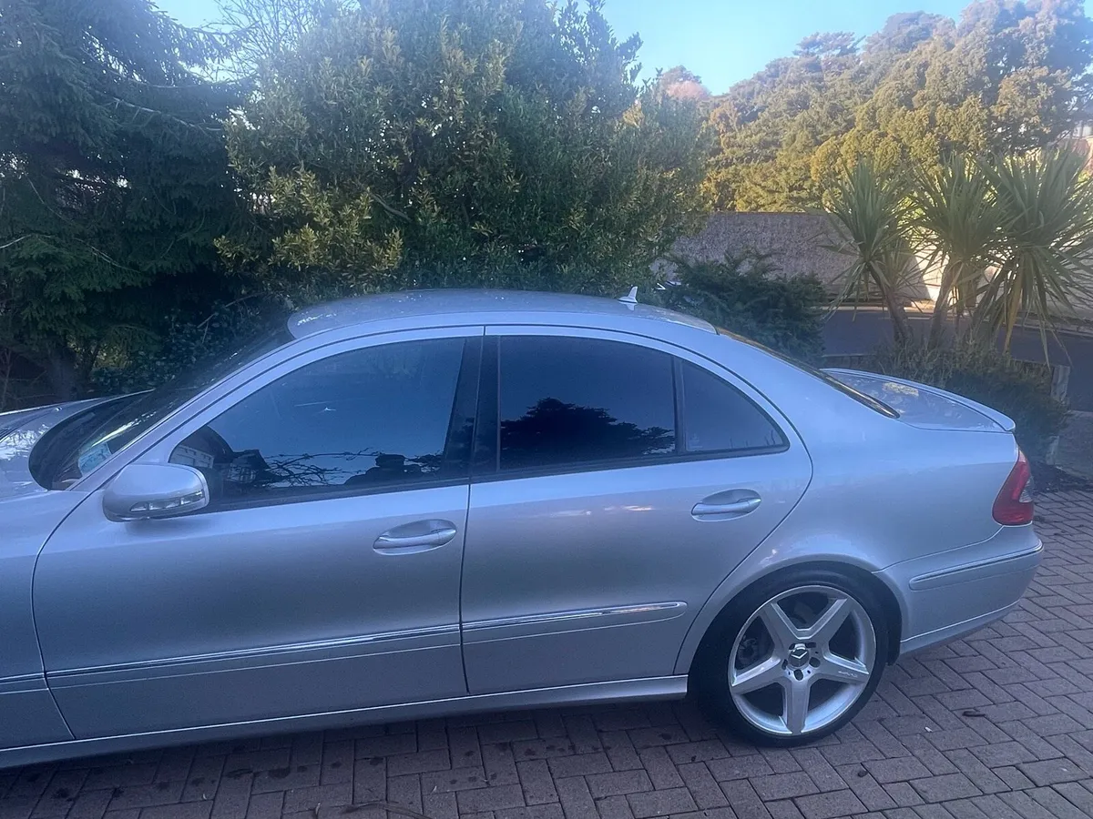 Mercedes E220 cdi - Image 4
