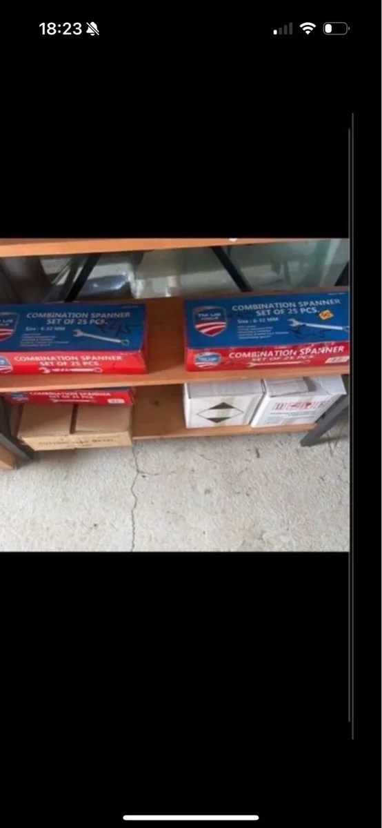 Selection of tools - Image 2