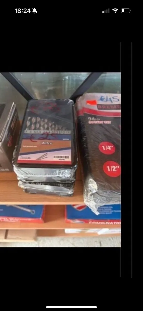 Selection of tools - Image 4