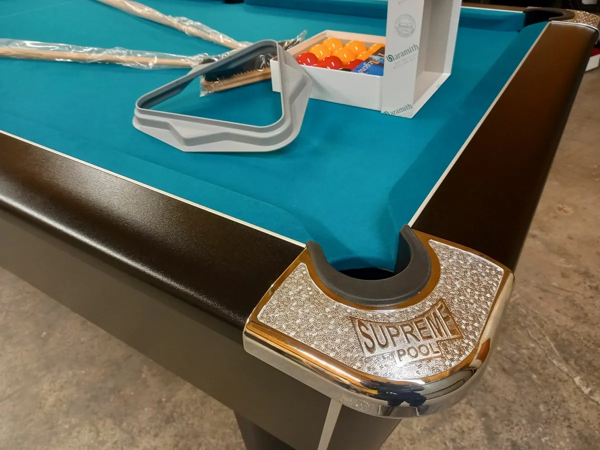 Pool table - Image 2