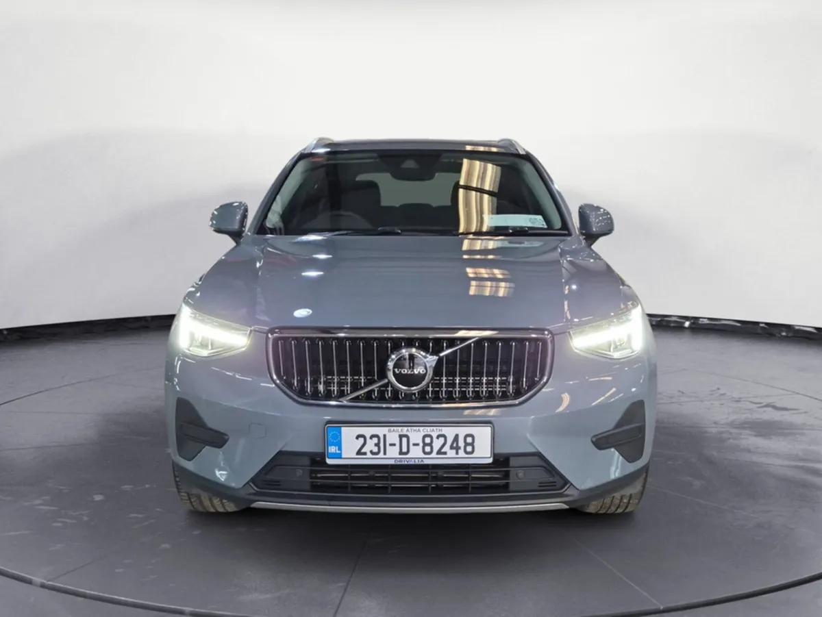 Volvo XC40 PHEV T4 CORE 5DR AUTO - Image 2