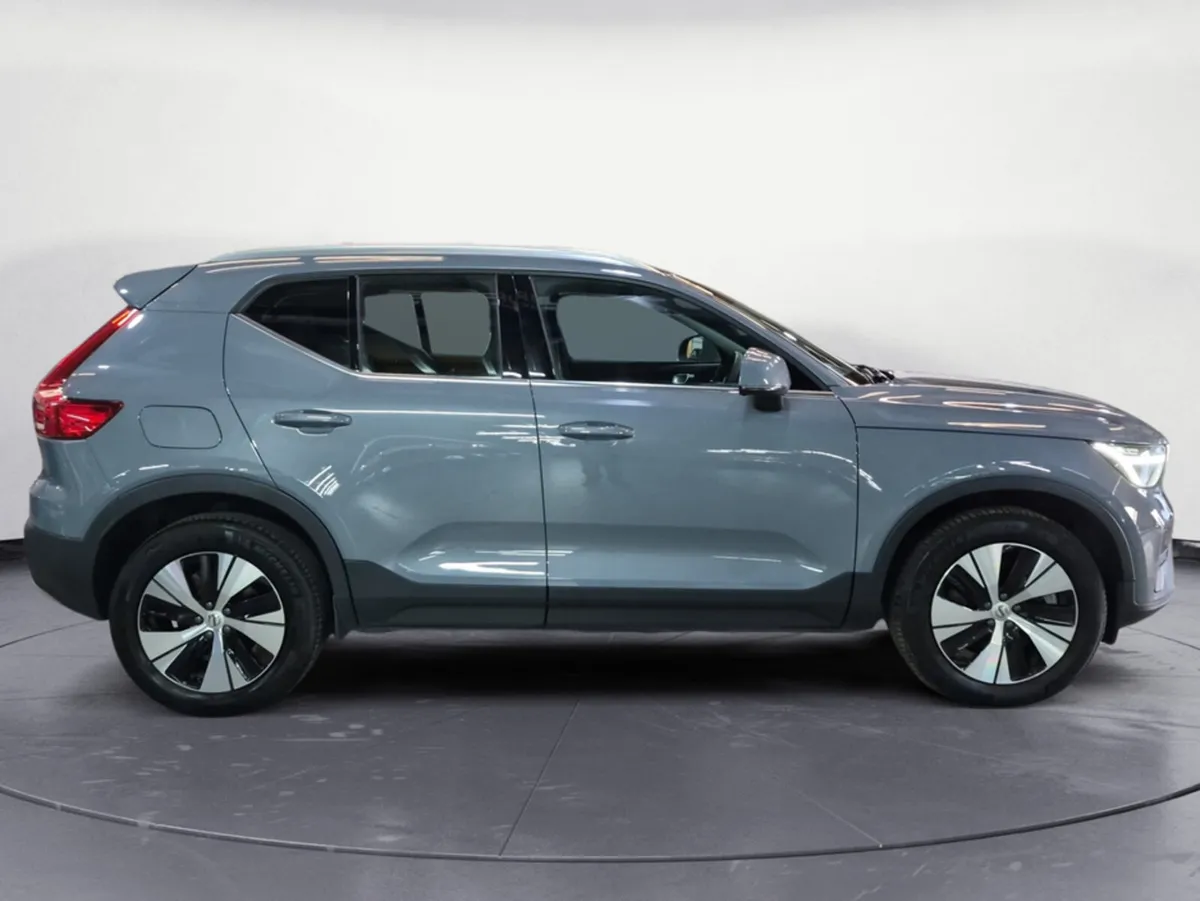 Volvo XC40 PHEV T4 CORE 5DR AUTO - Image 4