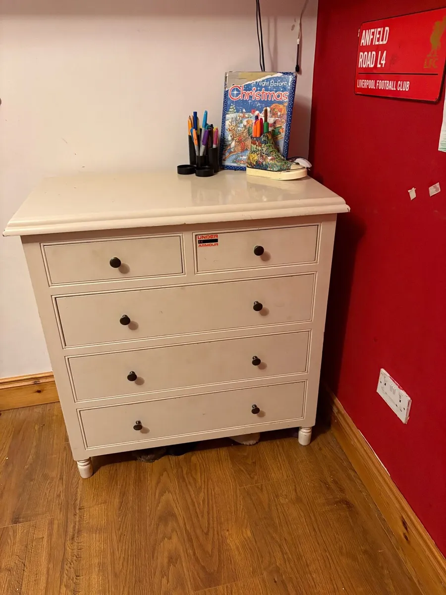 Double bed , locker and chest of drawers - Image 2