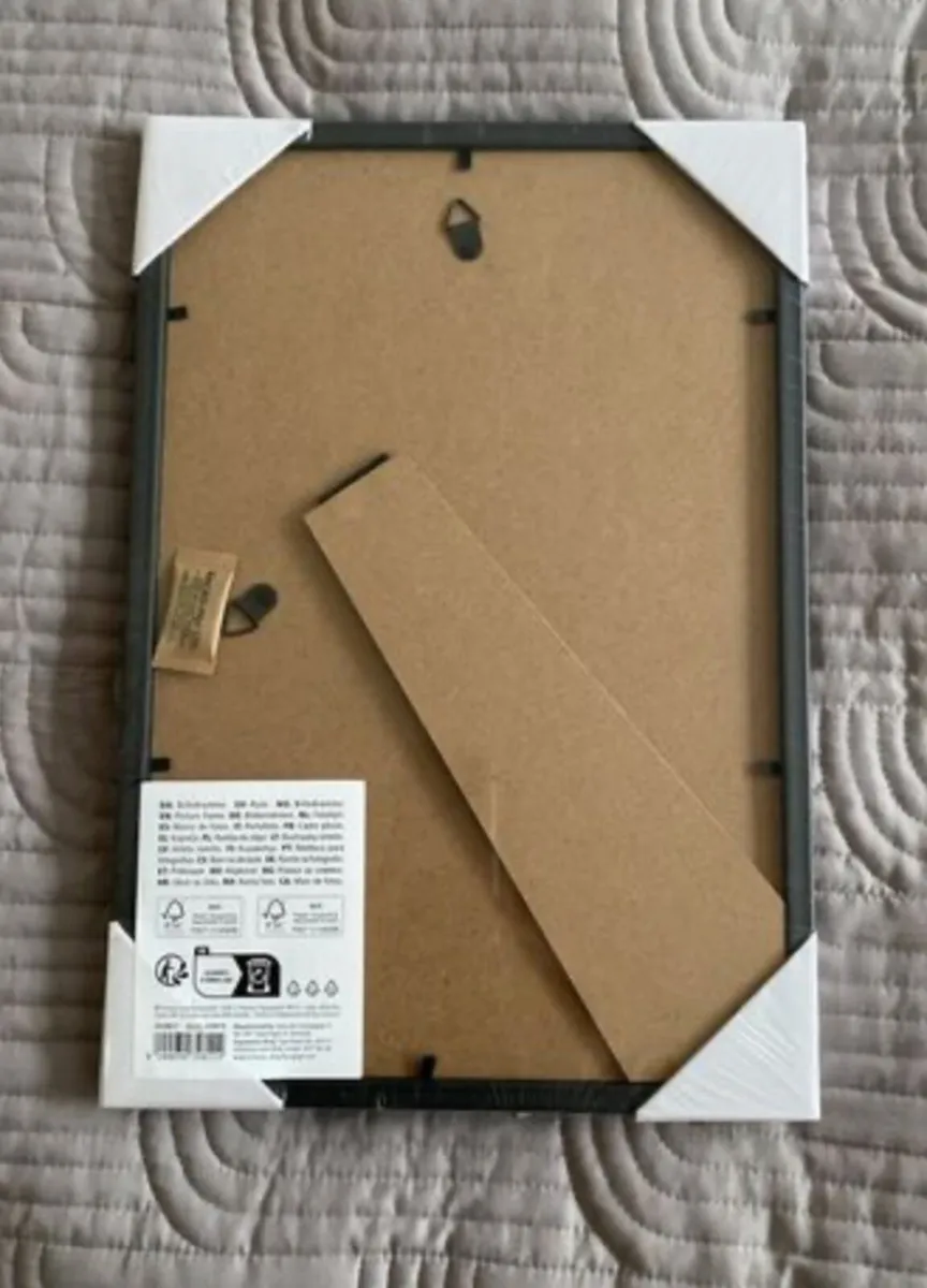BNWT Photo frame - black - Image 2