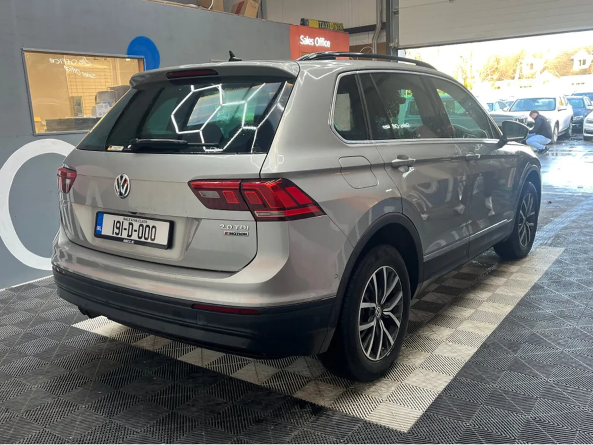 Volkswagen Tiguan €25950! 2019 VW TIGUAN 2.0 TDI A - Image 4