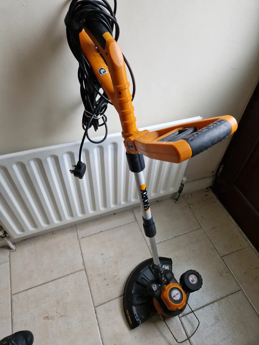 WORX Edging Gear Garden Strimmer, Excellent condit - Image 1