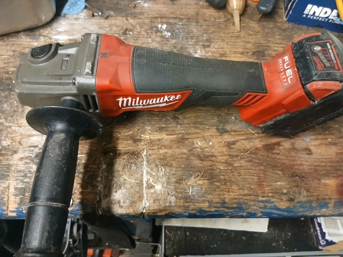 Milwaukee grinder - Image 1