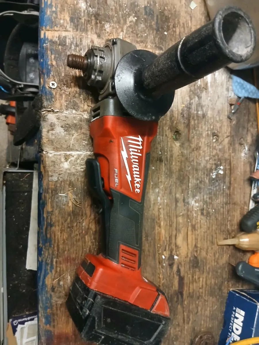 Milwaukee grinder - Image 2