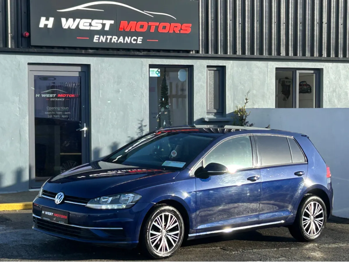 Volkswagen Golf 1.6 TDI SE NAV BLUEMOTION 115PS - Image 1