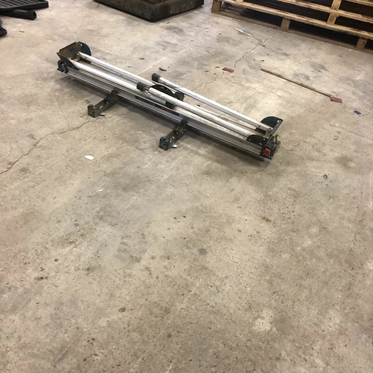 stand for chop saw - Image 2