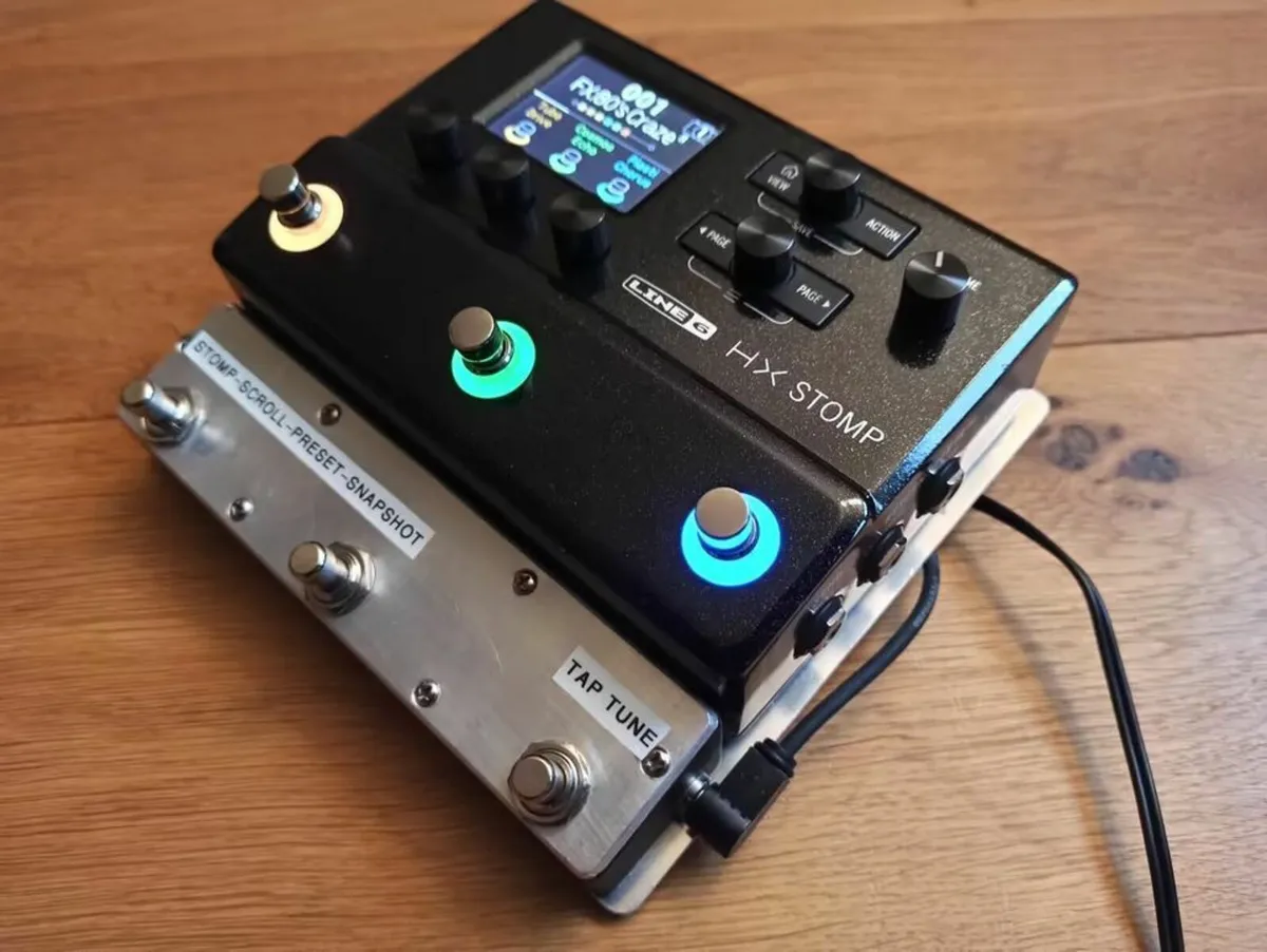 Line6 HX Stomp custom footswitch and accessories - Image 3