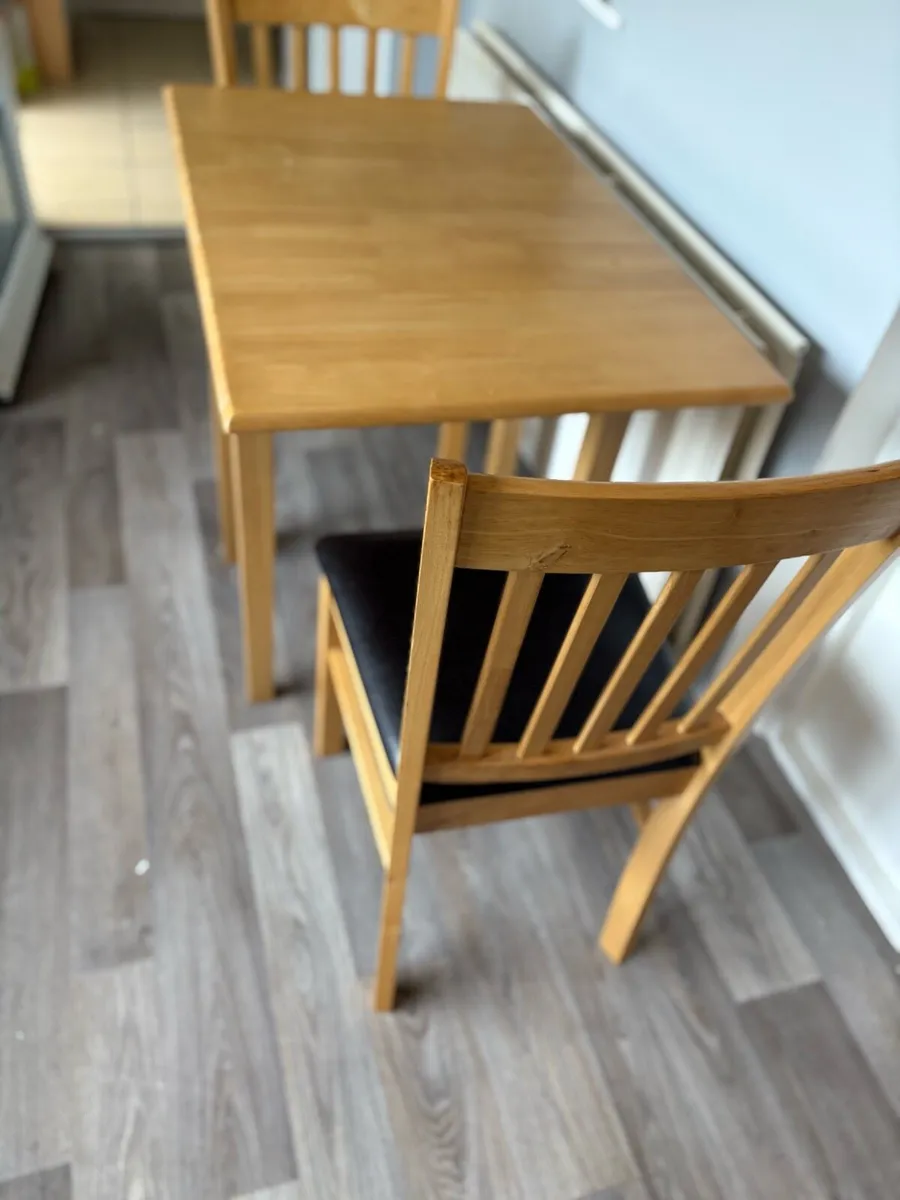 Kitchen table & 2 chairs - Image 1