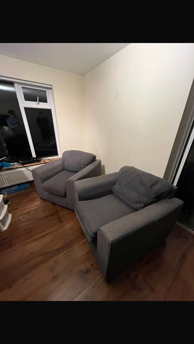 3-1-1 Couch Set - Image 1