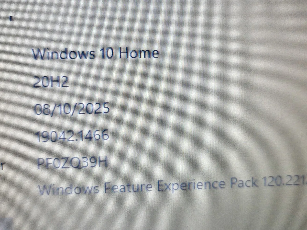 Lenovo Ideapad 320 Laptop, Light Blue, 1 TB HDD - Image 3