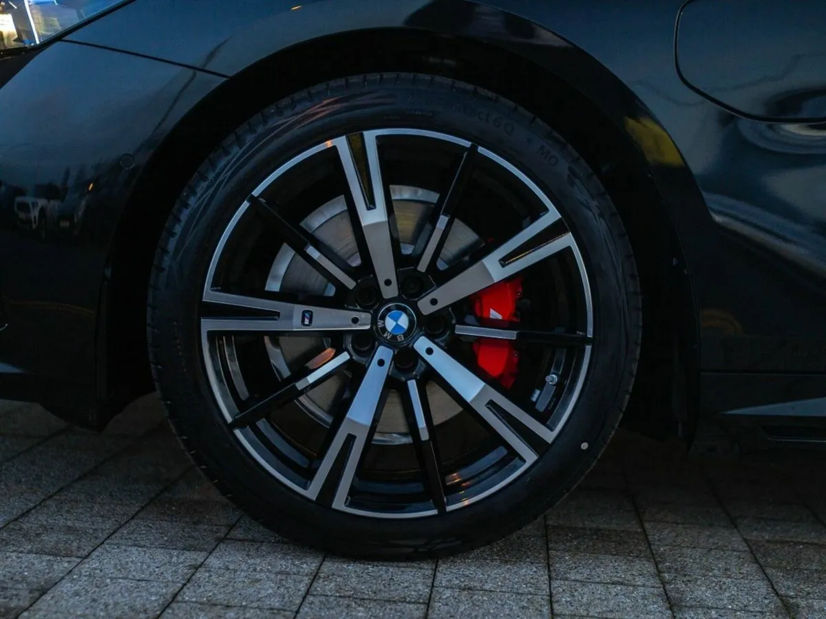 BMW 5-Series 530e M Sport Pro Touring - Image 4