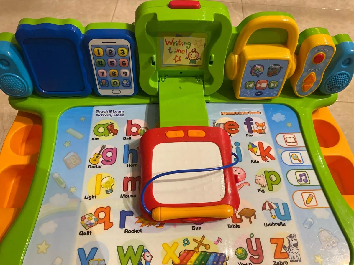 Vtech Learn & Draw activity table - Image 3