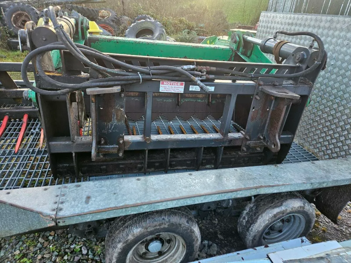 Pro dig grab - Image 1