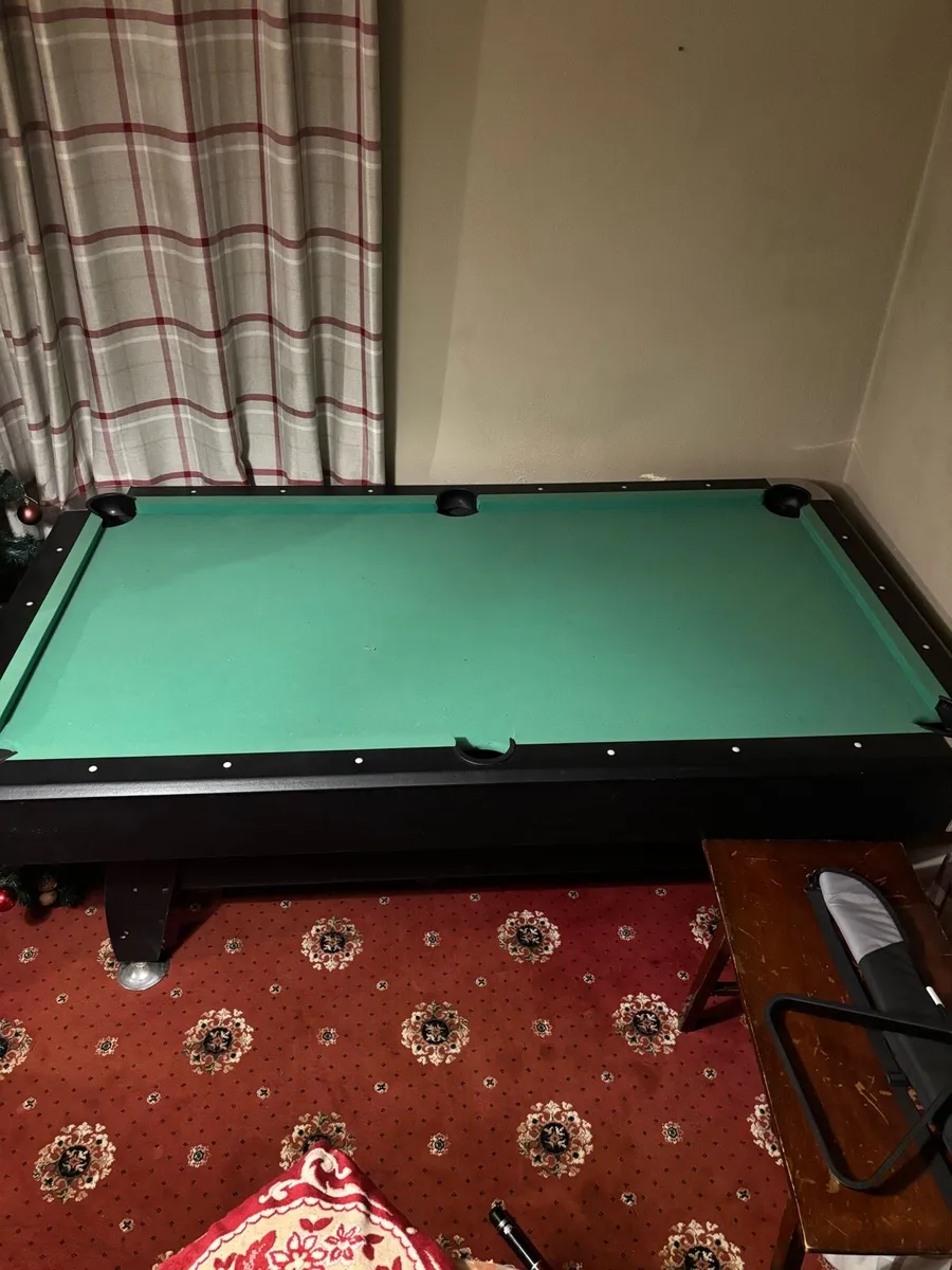 Pool table - Image 2