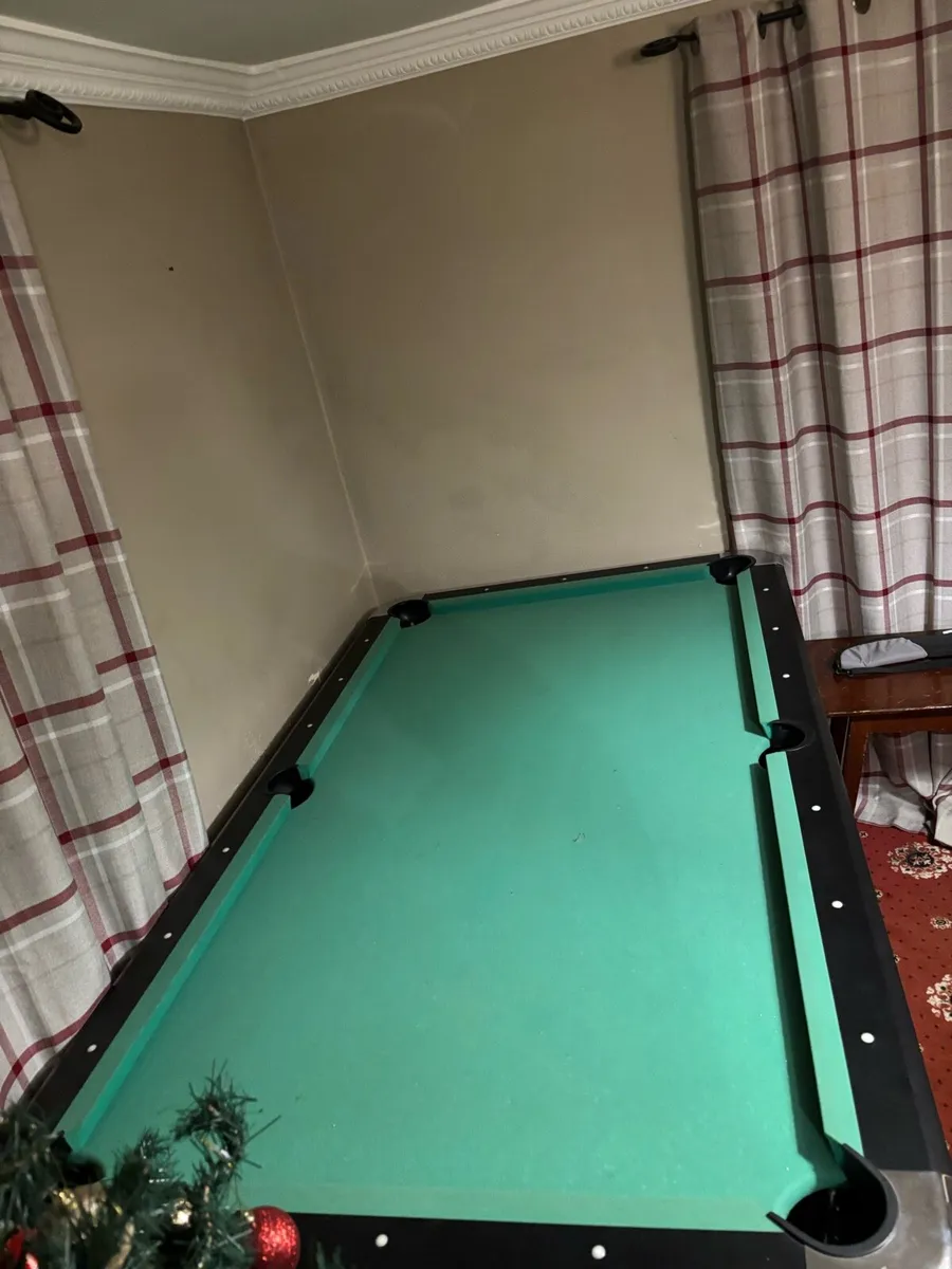 Pool table - Image 3