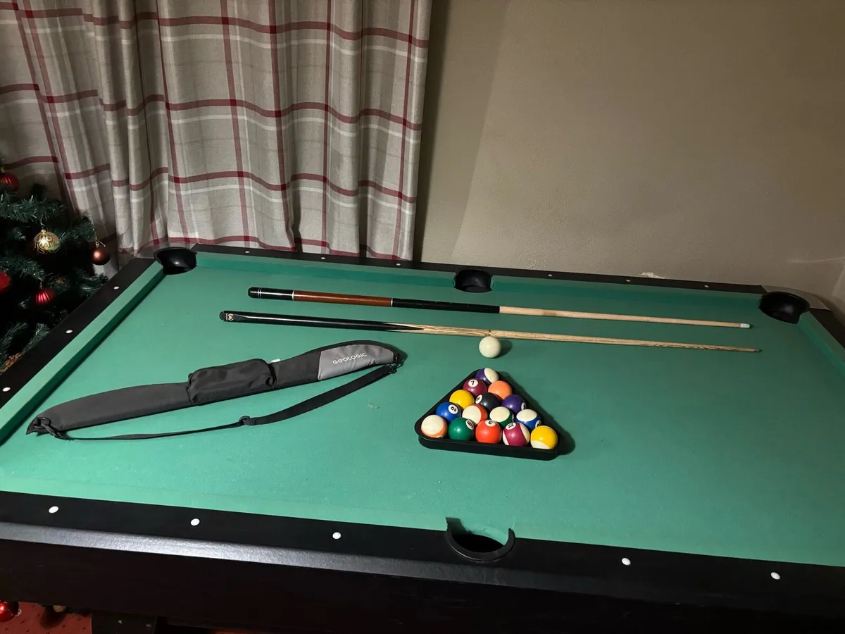 Pool table - Image 4