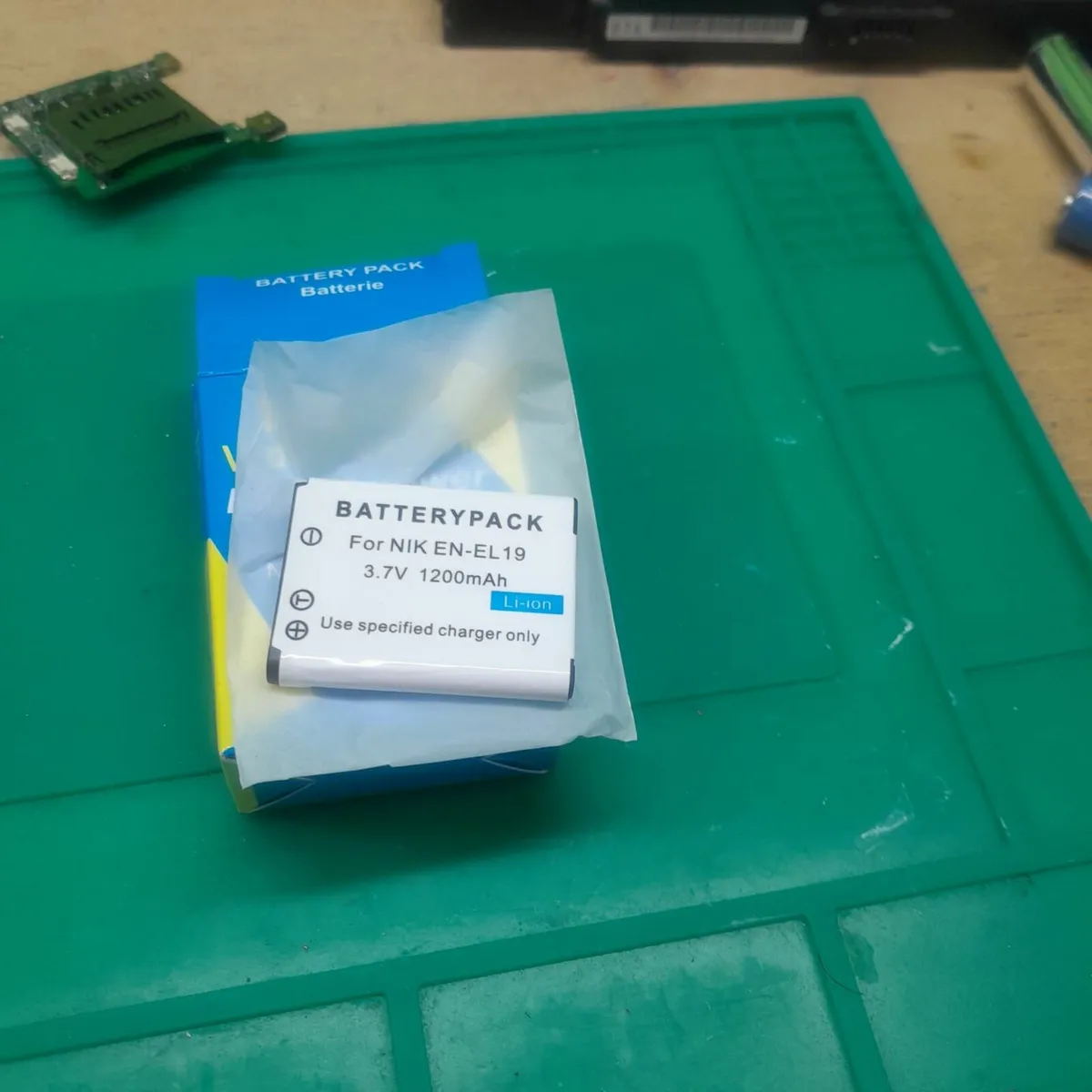 Battery EN-EL19 3.7V battery for digital camera - Image 2